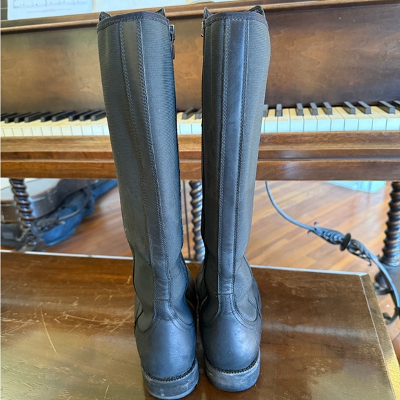 Ariat Women's Black Sutton II Boots - Picture 2 of 6